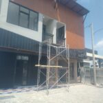Proyek Pengerjaan Jasa Pasang ACP Komplek Cimincrang Towns House