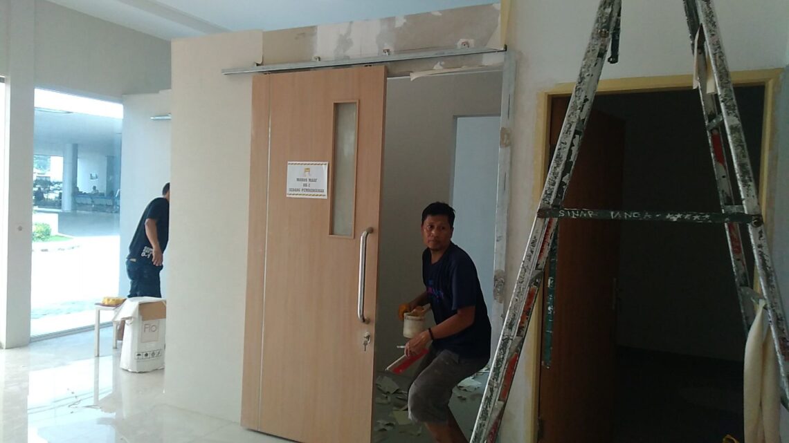 Pengerjaan Barang dan Jasa Pasang Wallpaper Dinding Klinik Rumah Sakit Muhammadiyah Bandung Selatan
