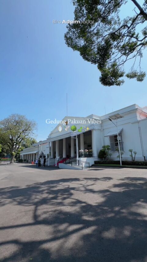 Warga Padati Gedung Pakuan, Layanan Kesehatan dan Adminduk Jadi Favorit