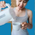 Selama Ribuan Tahun, Minum Air Panas Atau Hangat Dianggap Bermanfaat Oleh Sistem Pengobatan Tradisional China Dan Ayurveda Yang Berasal Dari India.