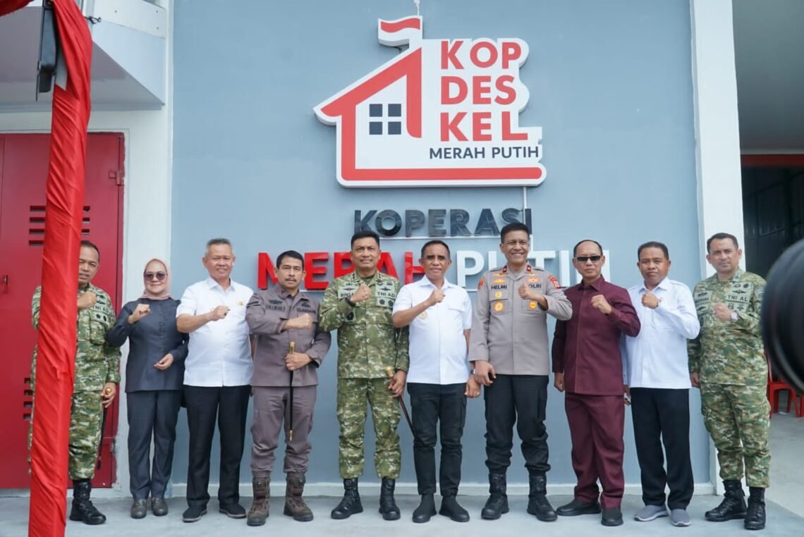 Presiden RI Pimpin Launching KDKMP via Vicon, Danrem 132/Tdl Turut Hadir di Desa Lolu