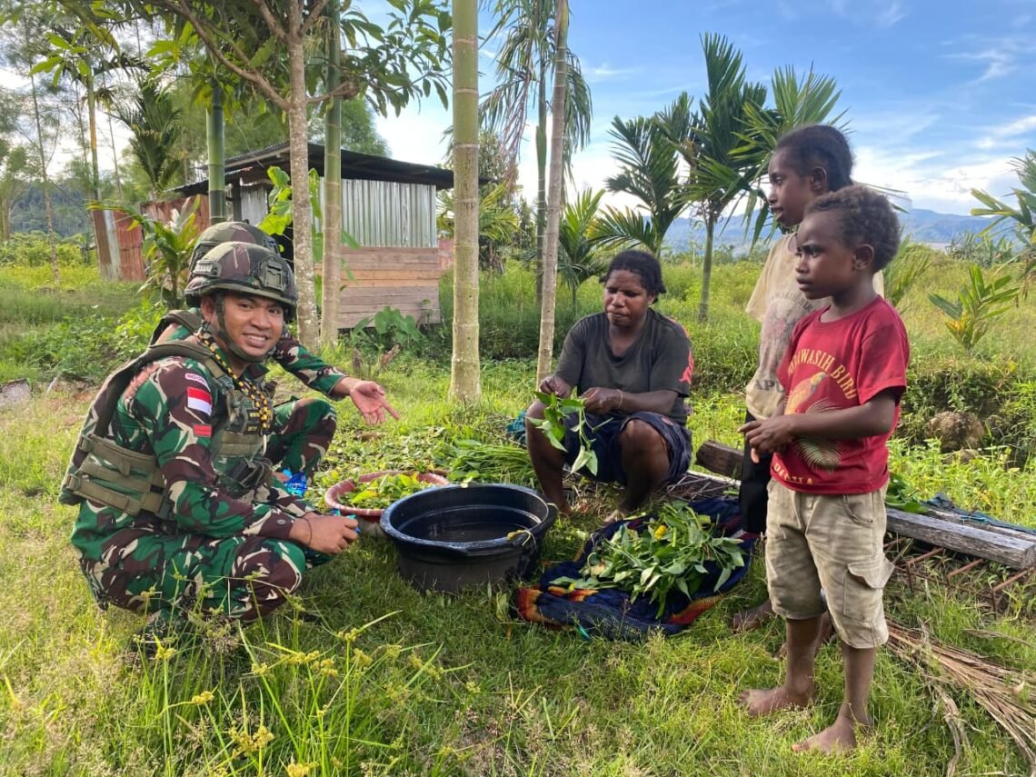 Hangatkan Kebersamaan di Papua Pegunungan, Satgas Yonif 521/DY Gelar Anjangsana di Distrik Elelim