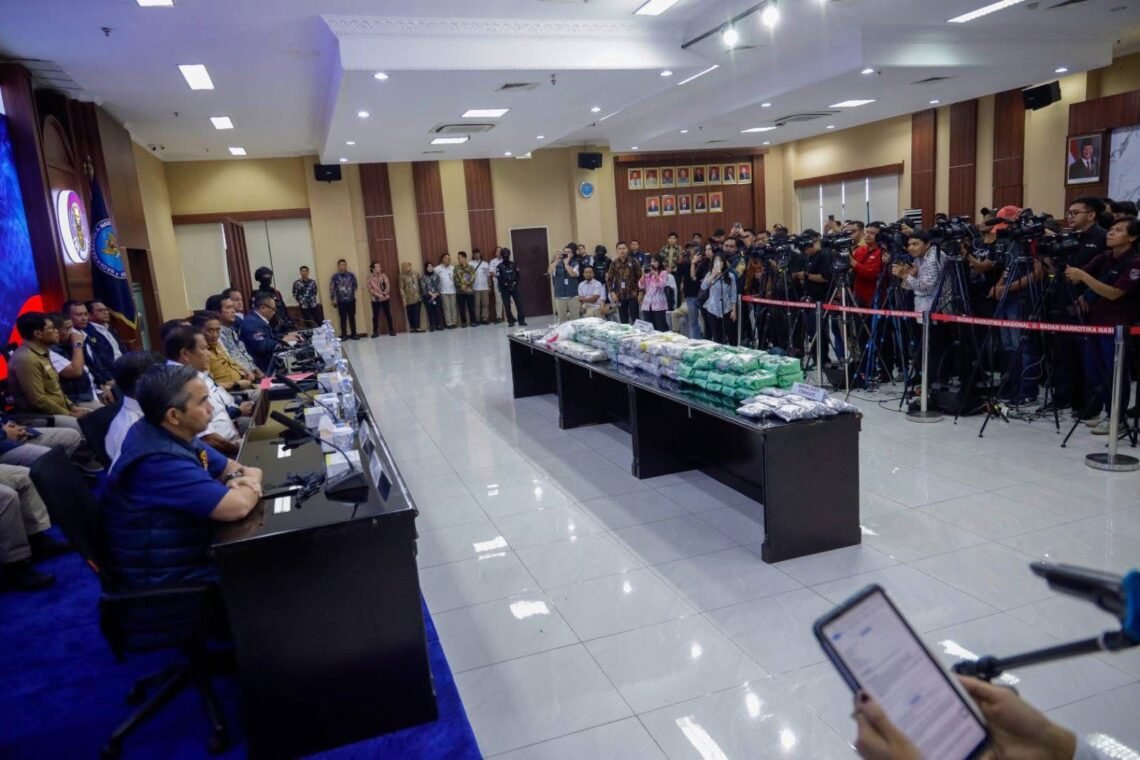 OPERASI SABER BERSINAR 2026 : BNN UNGKAP SEJUMLAH KASUS NARKOTIKA DI BERBAGAI WILAYAH INDONESIA